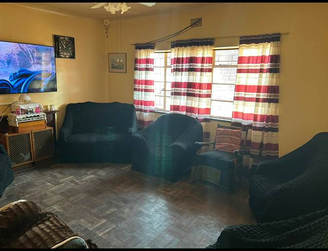 3 BEDROOM FREEHOLD FOR SALE IN CARLETONVILLE CENTRAL